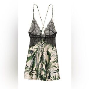 🛑 Victoria's Secret Green/Cream Botanical Palm Blk Lace Slip Lingerie Sz Small
